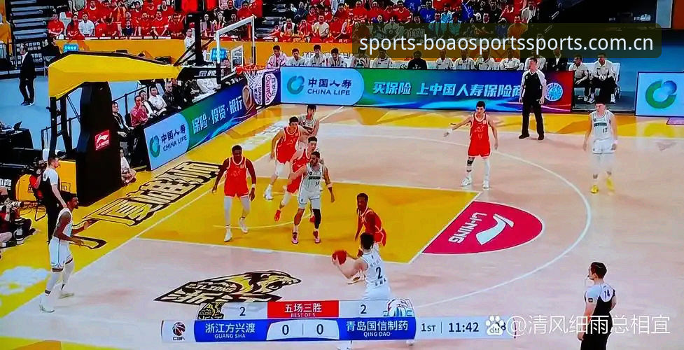 资深球迷分享CBA季后赛G4观赛心得：上海队替补深度成关键变量